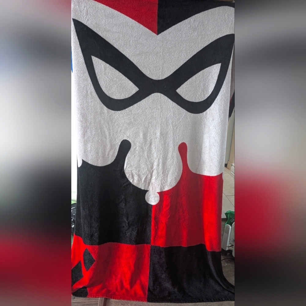 Harley Quinn Throw Blanket